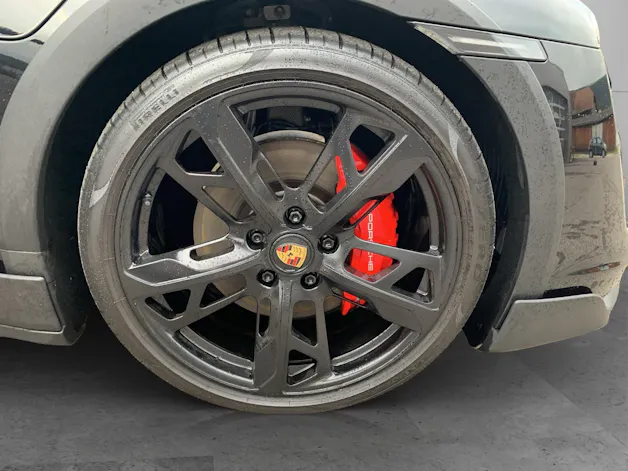 Porsche Taycan 4S Cross Turismo / 5 places