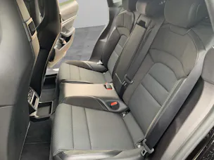 Porsche Taycan 4S Cross Turismo / 5 places
