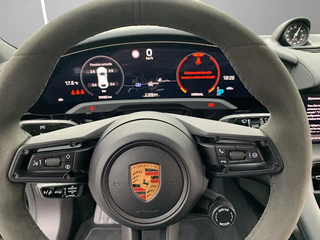 Porsche Taycan 4S Cross Turismo / 5 places