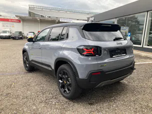 Jeep Avenger 1.2 Turbo MHEV Summit Sky
