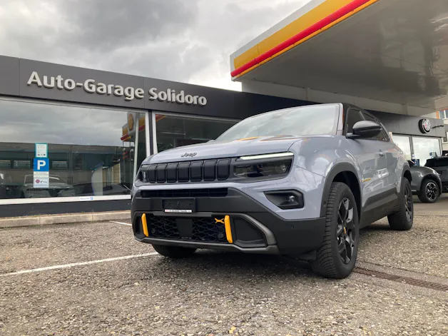 Jeep Avenger 1.2 Turbo MHEV Summit Sky
