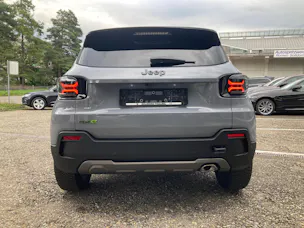 Jeep Avenger 1.2 Turbo MHEV Summit Sky