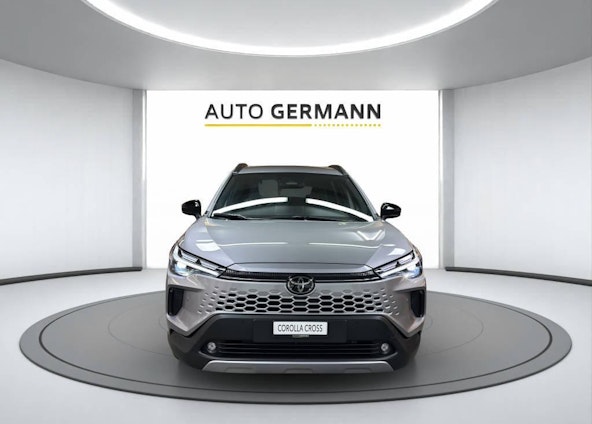 Vehicle image 4 Vehicle image 4