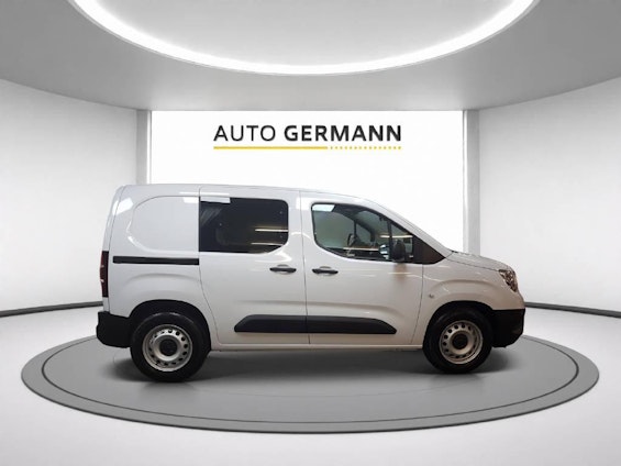 Vehicle image 6 Vehicle image 6