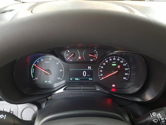 Vehicle image 9 Vehicle image 9