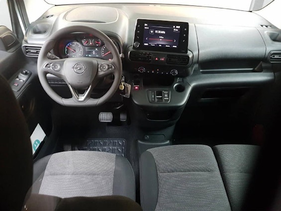 Vehicle image 7 Vehicle image 7