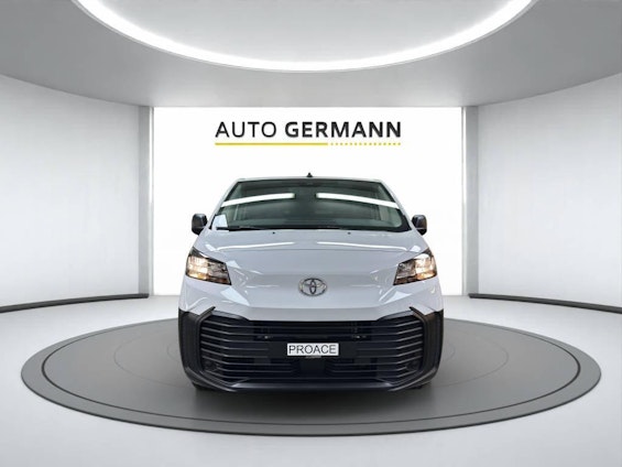 Vehicle image 4 Vehicle image 4