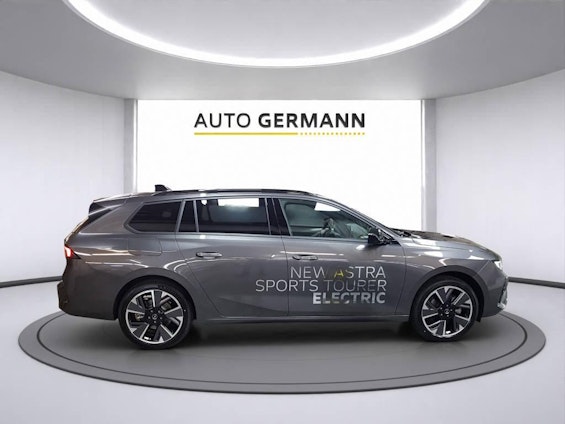 Vehicle image 6 Vehicle image 6