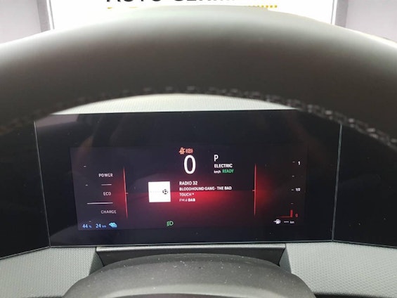 Vehicle image 9 Vehicle image 9