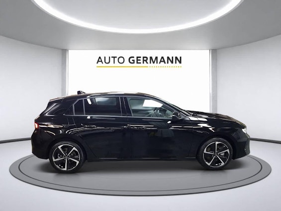 Vehicle image 6 Vehicle image 6