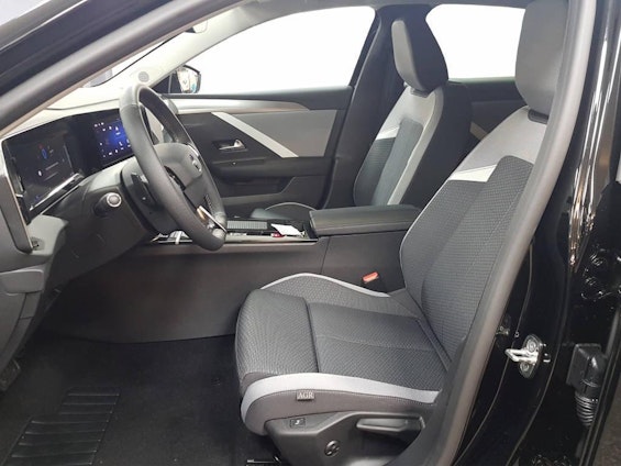 Vehicle image 8 Vehicle image 8