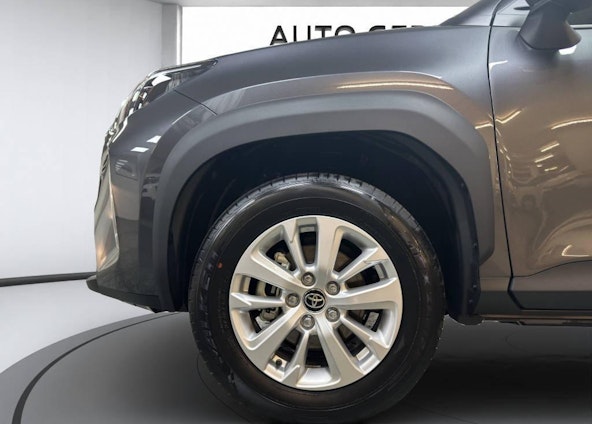 Vehicle image 13 Vehicle image 13