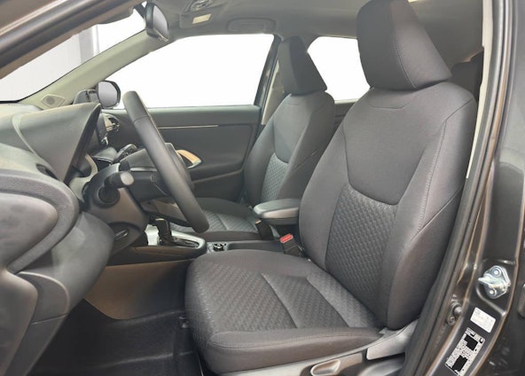 Vehicle image 8 Vehicle image 8