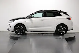 Opel Grandland 1.6 T PHEV GSE