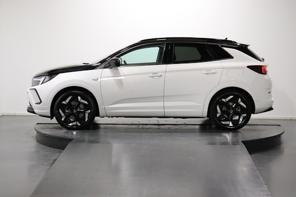 OPEL Grandland 1.6 T PHEV GSE 1