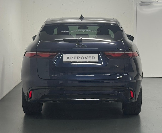 Vehicle image JAGUAR F-PACE