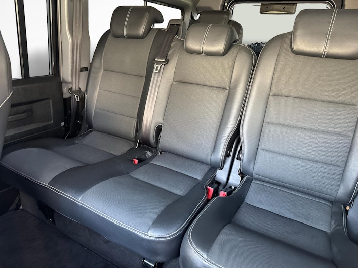 Vehicle image LAND ROVER DEFENDER