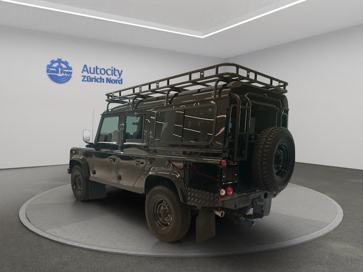 Vehicle image LAND ROVER DEFENDER