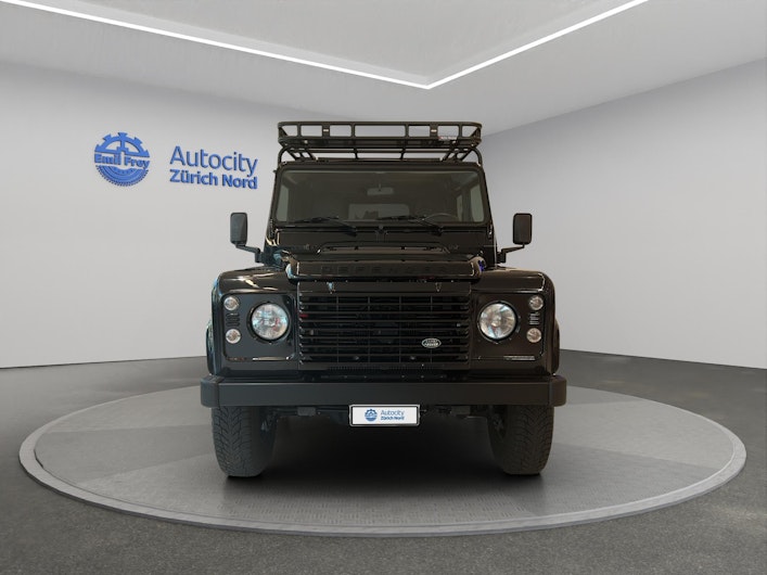 Vehicle image LAND ROVER DEFENDER