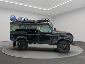 Vehicle image LAND ROVER Defender 110 2.2 TD4 SW SE