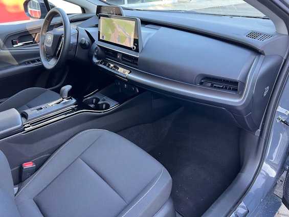 Vehicle image 12 Vehicle image 12