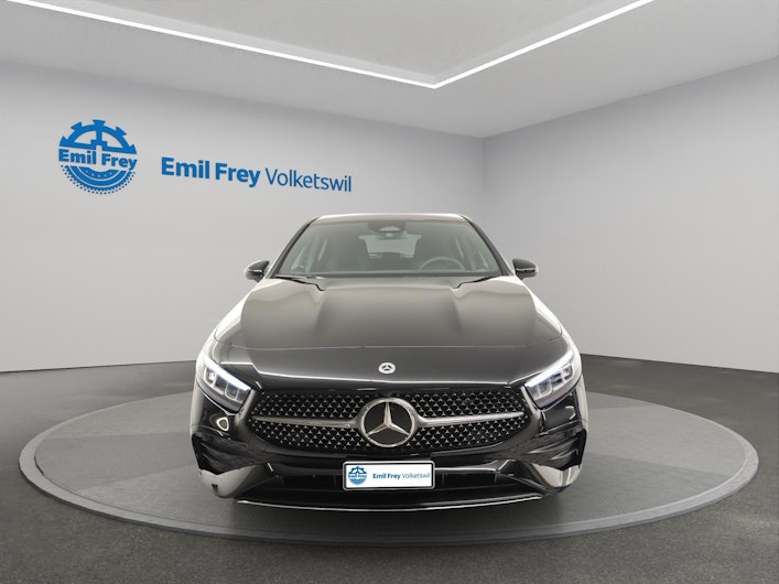 Vehicle image MERCEDES-BENZ A 180