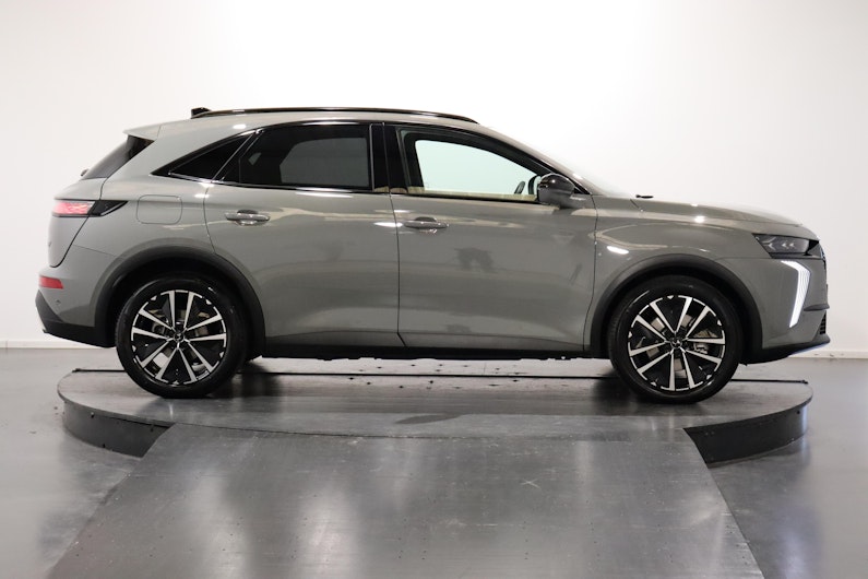 Vehicle image DS AUTOMOBILES DS7