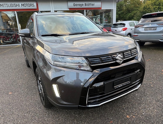 First vehicle image