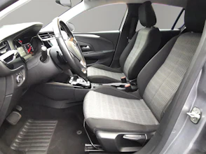 https://vehicle.imgix.net/4007665/c81381c1-bc51-4718-a587-a7f1ed91b8c7.jpg