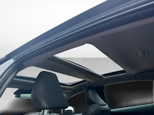 Toyota Prius 2.0 Plug-In-Hybrid Premium