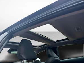 image du véhicule TOYOTA Prius 2.0 Plug-In-Hybrid Premium