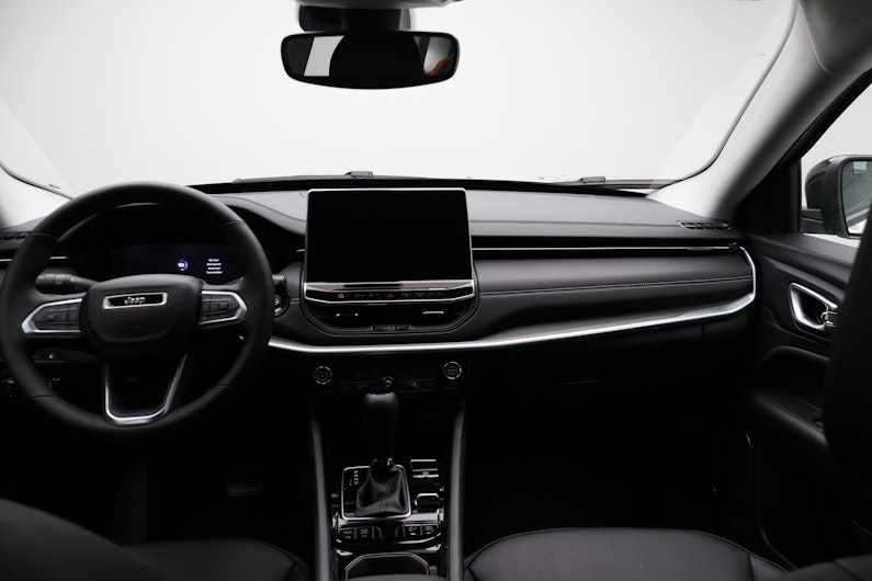 Vehicle image JEEP COMPASS