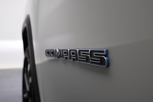 Vehicle image JEEP Compass 1.3 Swiss Altitude 4xe