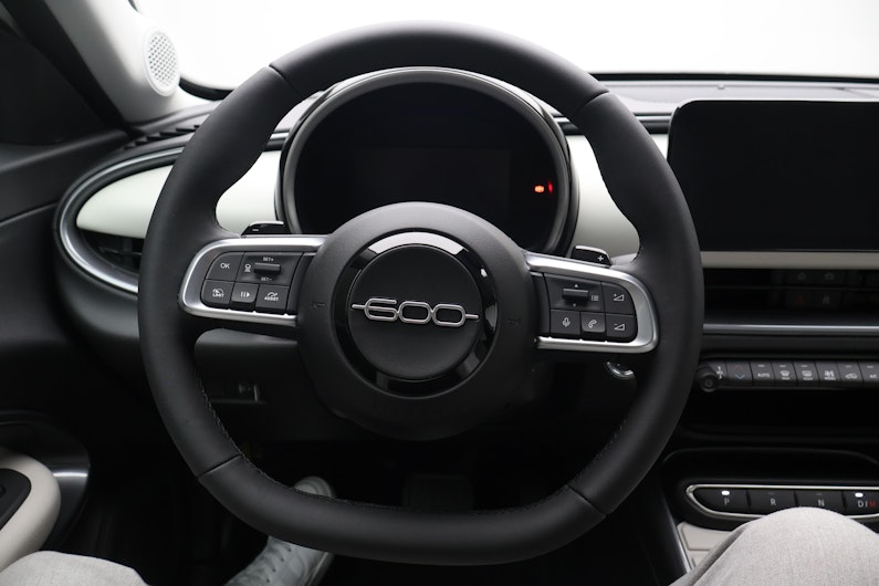 Vehicle image FIAT 600