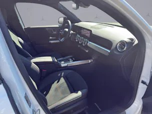 Mercedes-Benz GLB 220 AMG Line 4matic