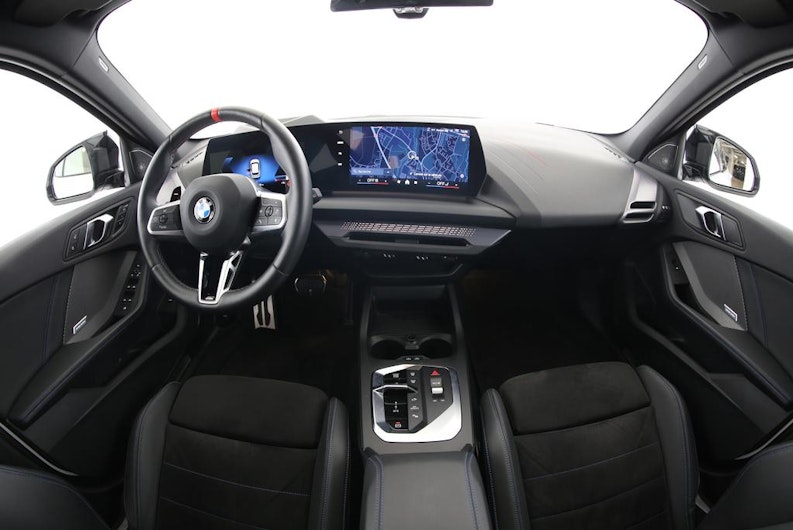 Vehicle image BMW 1 SERIES