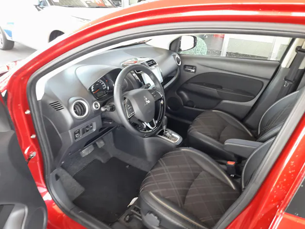 Mitsubishi Space Star 1.2 MIVEC Intense+
