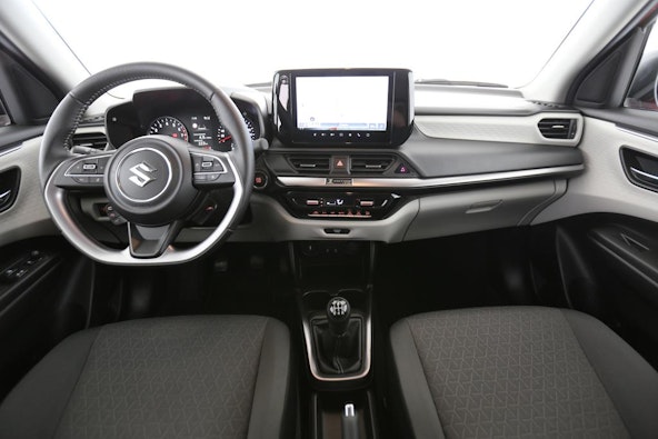 Vehicle image 4 Vehicle image 4