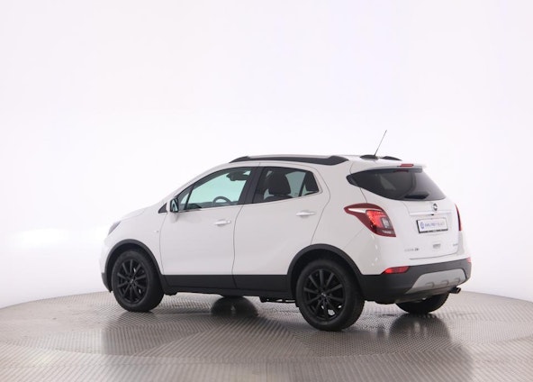 Vehicle image 17 Vehicle image 17