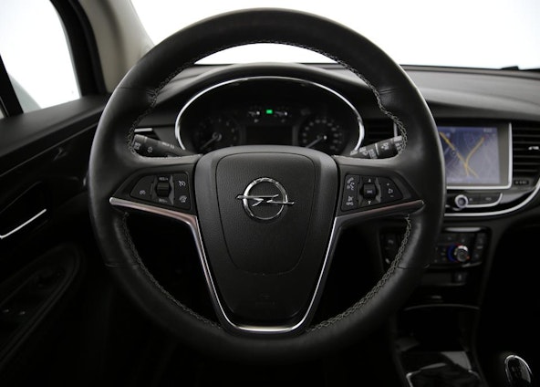 Vehicle image 4 Vehicle image 4