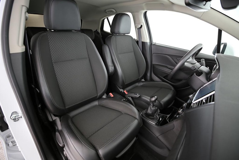 Vehicle image OPEL MOKKA