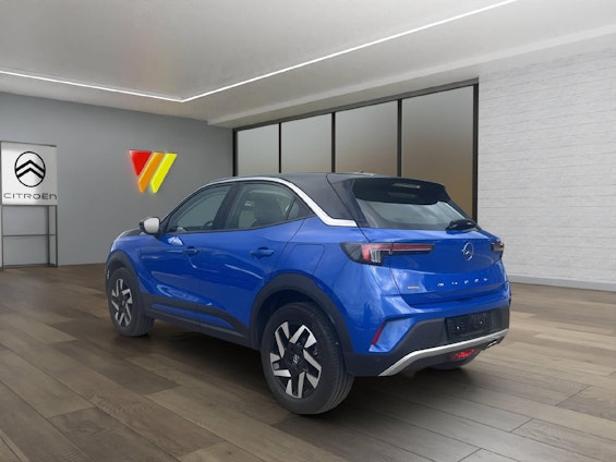 Vehicle image 4 Vehicle image 4