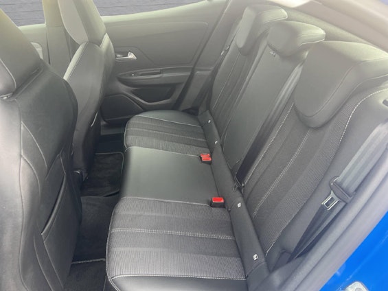 Vehicle image 13 Vehicle image 13