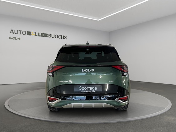 Vehicle image 4 Vehicle image 4