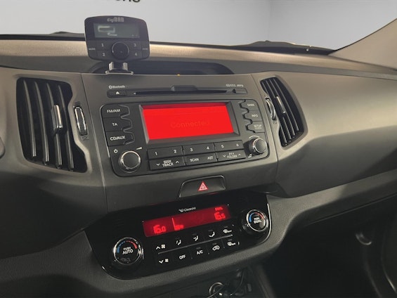 Vehicle image 8 Vehicle image 8