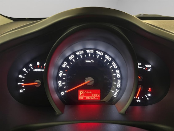 Vehicle image 7 Vehicle image 7