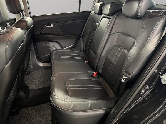 Vehicle image 10 Vehicle image 10