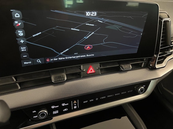 Vehicle image 8 Vehicle image 8