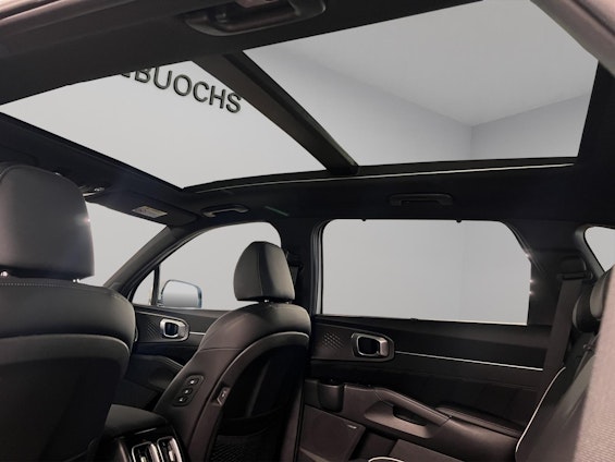 Vehicle image 12 Vehicle image 12