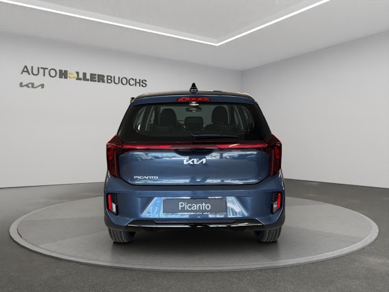 Vehicle image 4 Vehicle image 4